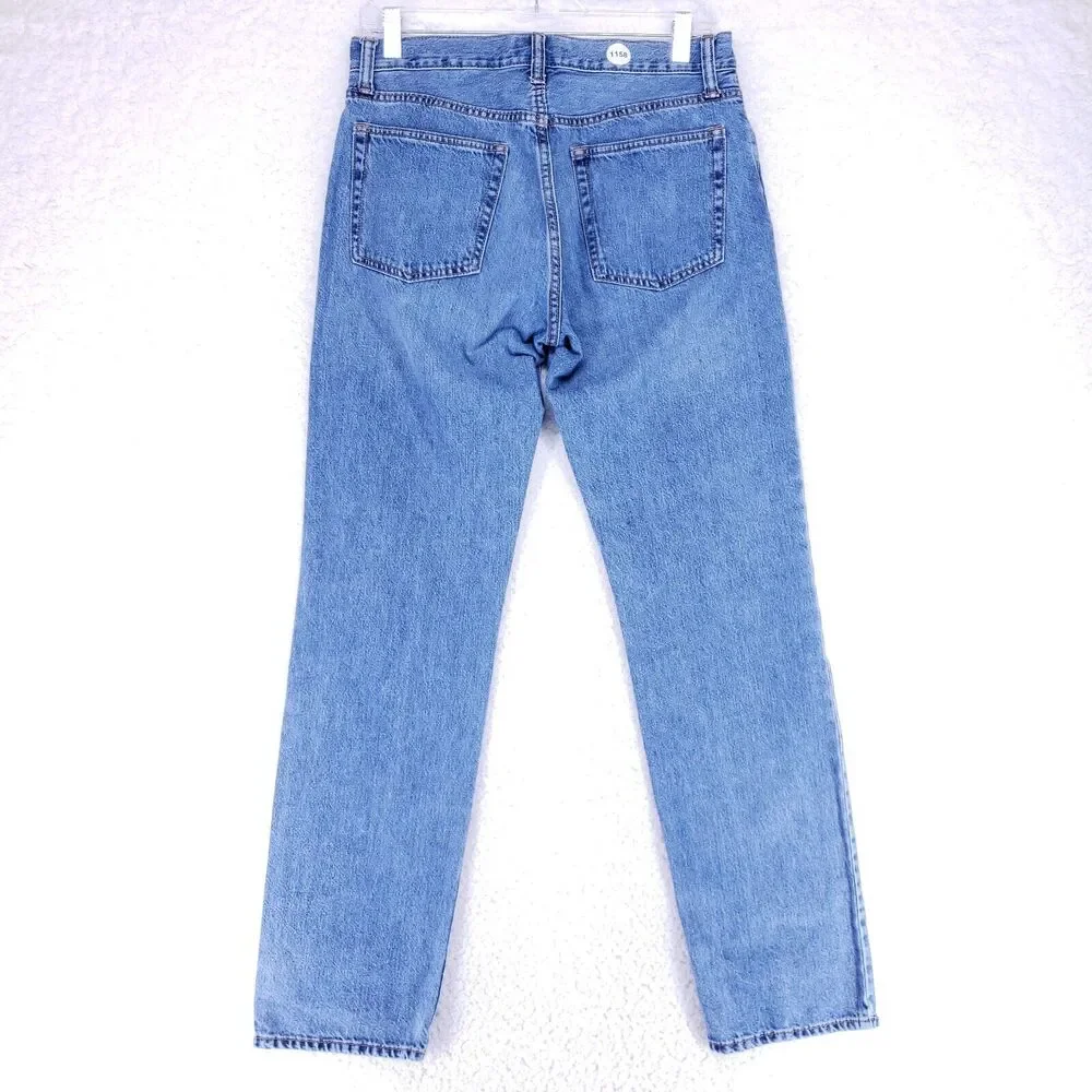 GAP Straight Blue Jeans Mens Size 30 x 32 Casual Regular Fit Mid Rise Denim